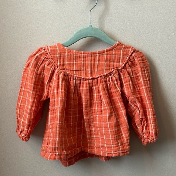 Old Navy Soft Orange Blouse 12-18 months - Picture 2 of 4